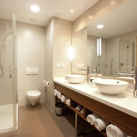 Hilton Garden 4* Málaga