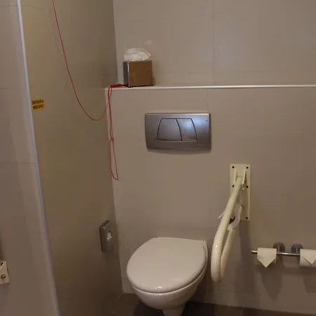 Hilton Garden Hotel 4*