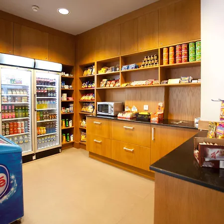 Hilton Garden Ξενοδοχείο 4*
