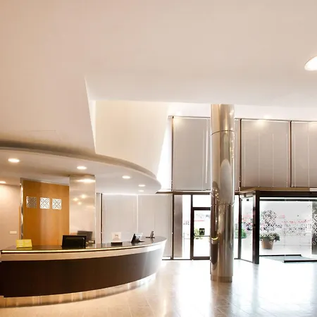 Hilton Garden Ξενοδοχείο 4*