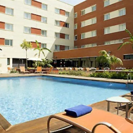 Ξενοδοχείο Hilton Garden 4*