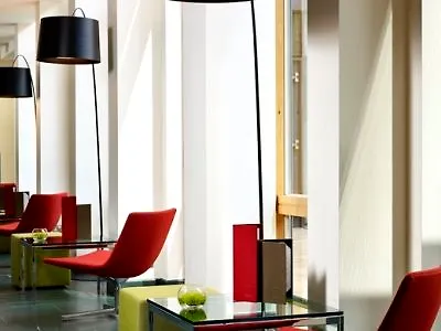 Hilton Garden Ξενοδοχείο 4*
